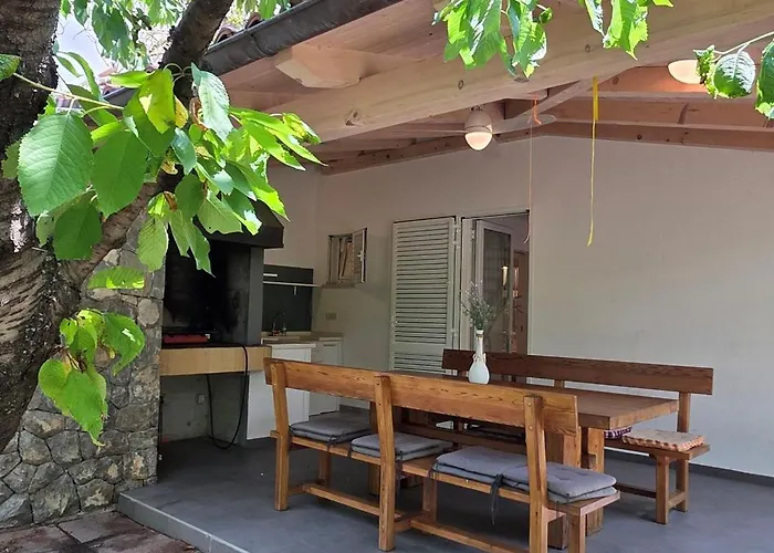 House Hlad Tatil Evi