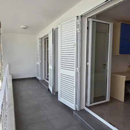 Semesterbostad House Hlad Baška