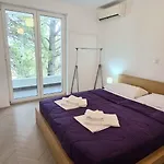 Feriehus House Hlad